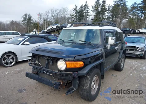2008 Toyota Fj Cruiser z USA, uszkodzony, nr VIN JTEBU11F98K008759